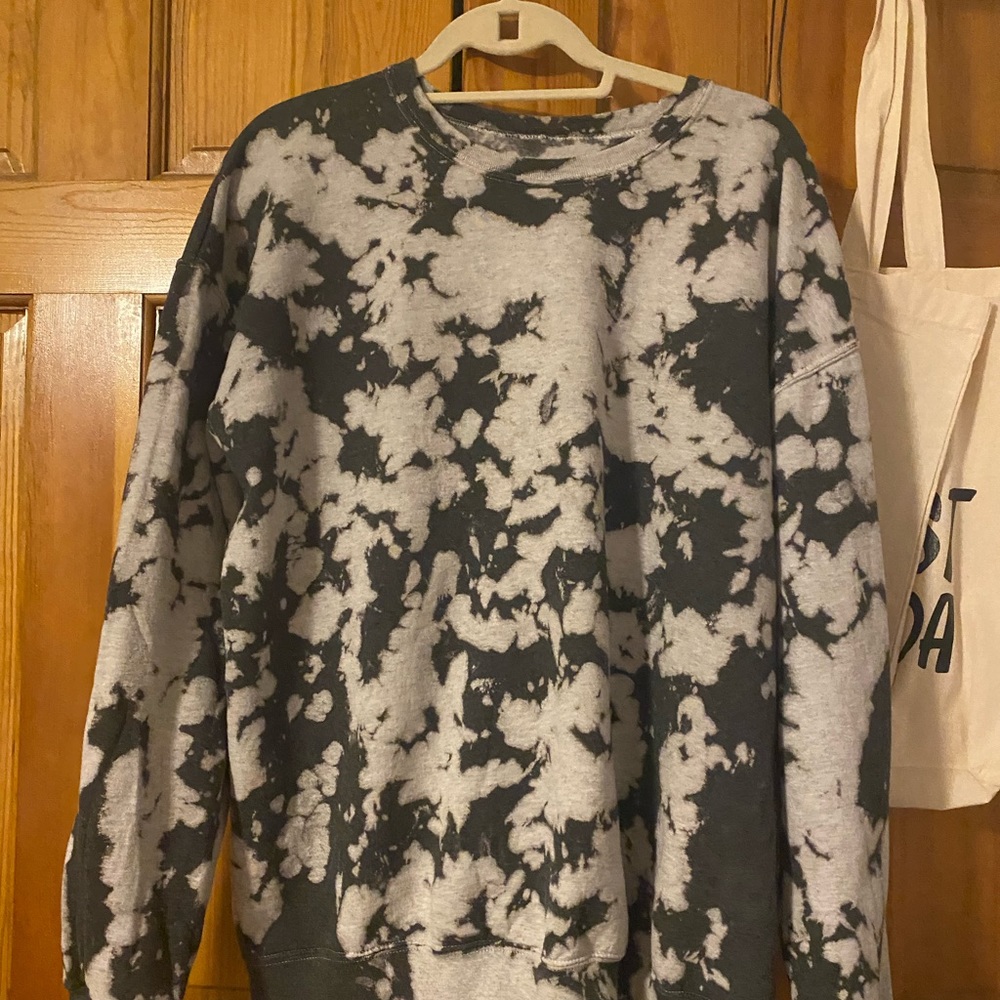 Urban Outfitters Crewneck